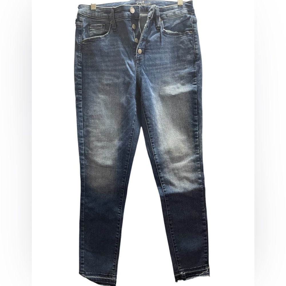 Universal Thread Blue Skinny Jeans with Vintage Fade